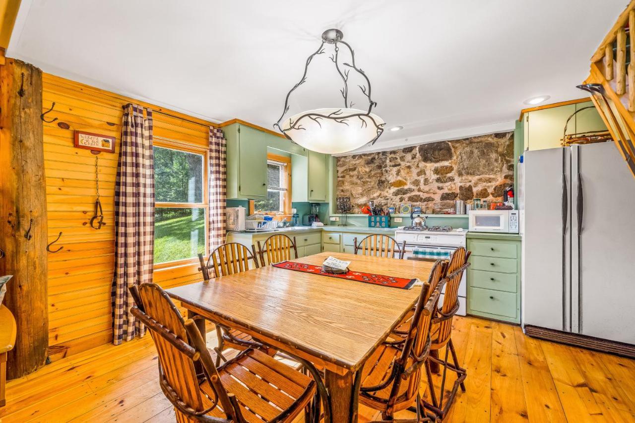 Brook Sound Cabin Schroon Lake Exterior photo